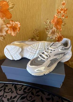 Нові оригінальні new balance 725v15 фото
