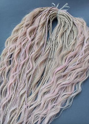 Продаю комплект кос и кудрей цвета блнд с розовым