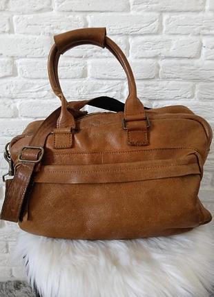 Коричнева шкіряна сумка через плече sacha