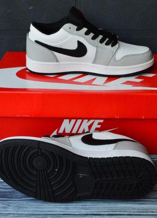 Женские кроссовки nike air jordan 1 low6 фото