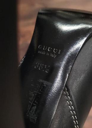 Кожаные женские сапоги gucci оригинал9 фото