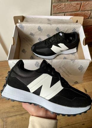 Жіночі кросівки нью беланс 327 чорно-білі / new balance 327 black