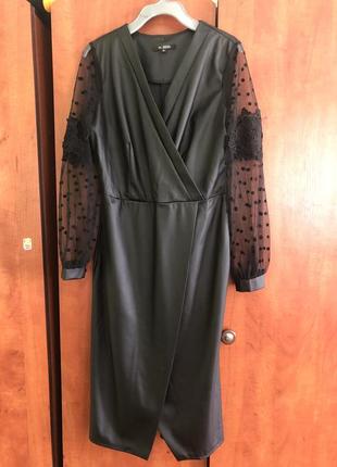 Очень красивое платье из экокожи😍
