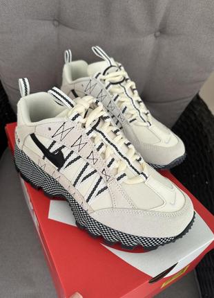 Нові кросівки nike