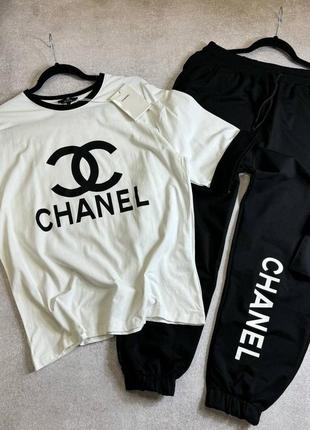 Спортивний костюм в стилі chanel