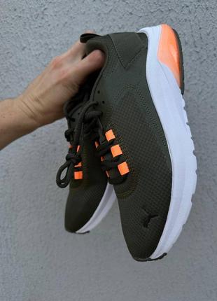 Кросівки для бігу унісекс puma electron olive оригінал