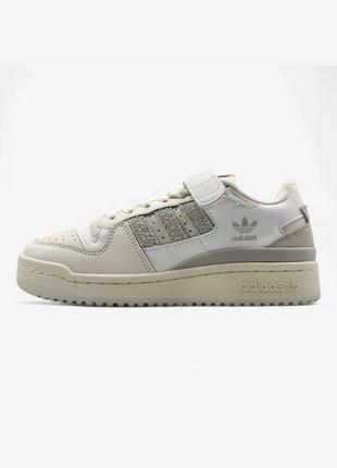 Женские кроссовки adidas forum 84 low cream white / адедас форум лоу спортивные, демисезонные, обувь на лето, осень, весну / жеменкие кроссовки