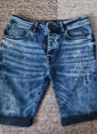 Джинсовые шорты cars jeans варенки
skinny