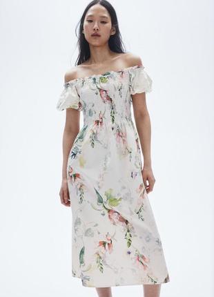 Інстаграмна сукня h&m в стилі бріджертонів в квітковий принт біла плаття максі міді відкриті плечі
