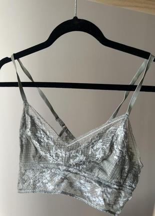 Бюстгальтер h&m размер м нежно оливкого цвета