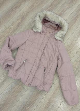 Тепла куртка lc waikiki світло-рожевого кольору з м'якою підкладкою у тон.