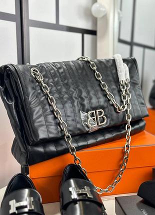 Сумка женская кожаная черная на цепочке брендовая в стиле belenciag