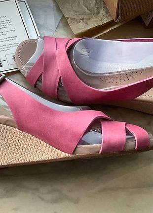 Ugg босоножки