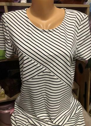 Платье прямое