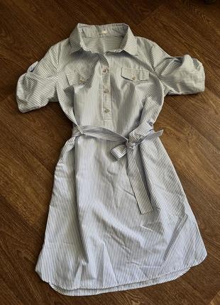 Сукня в смужку