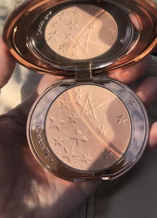 Charlotte tilbury holliwood хайлайтер