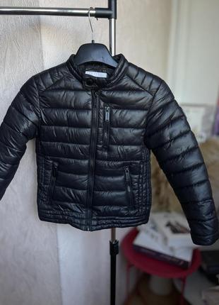 Курточка reserved 8-9 лет