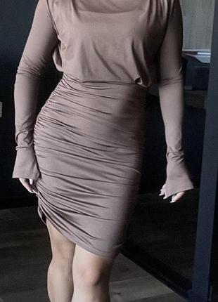 Интересное платье размер xs-m