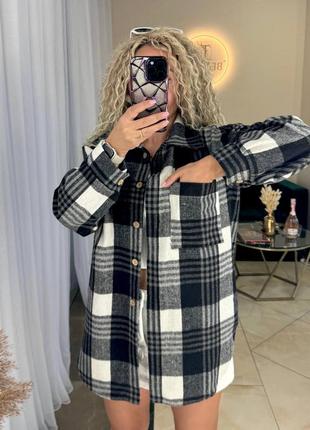 Рубашки в клетку в стиле oversize с кашемировыми