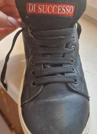 Кожаные черные мокасины