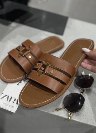 Шлепанцы zara