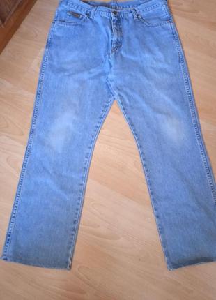Качественные джинсы wrangler.2 фото