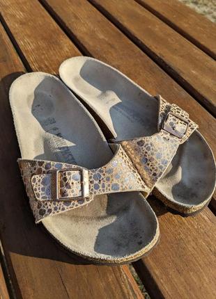 Шльопанці з корковою підошвою birkenstock