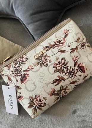 Косметичка guess. оригинал