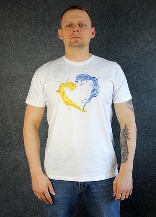 Футболка белая с рисунком сердца в виде капель на лето с коротким рукавом (m)