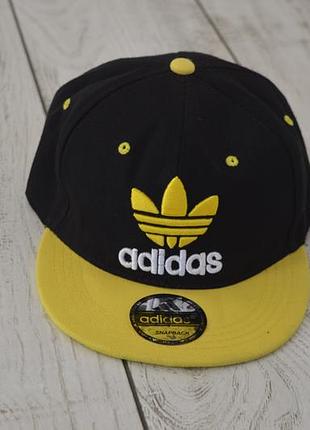 Adidas чоловіча кепка оригінал чорно жовта one size