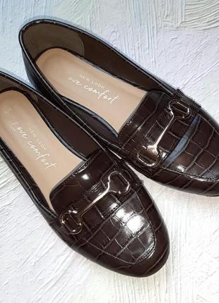 💝2+1=4 стильные шоколадные лоферы туфли под крокодила new look, размер 388 фото