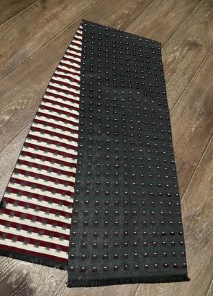 Стильний чоловічий шарф