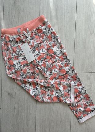 Красивые штанишки на девочку