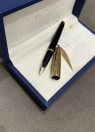 Ручка пірʼяна waterman