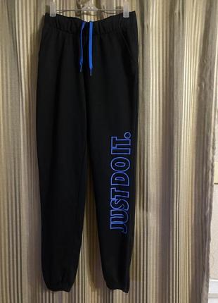 Спортивные штаны dri-fit