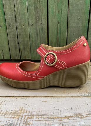 Туфли skechers y2k mary janes с пряжкой красного цвета кокетливые размер 37 мери джейн2 фото