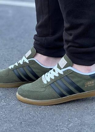 Чоловічі зелені хакі кросівки adidas адідас6 фото