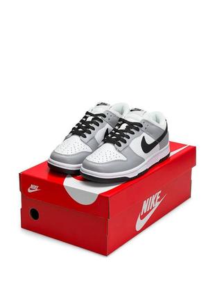 Женские кроссовки nike sb dunk low white grey black