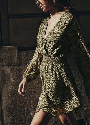 Новое мини платье хаки с запахом zara, размер m, можно на s