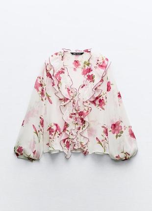 Рубашка с цветочным принтом и воланами4 фото