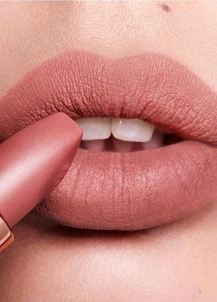 Матова помада charlotte tilbury matte revolution