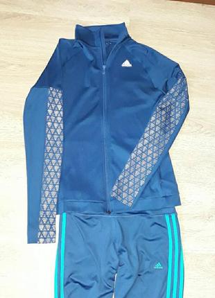 Adidas. костюм спортивний