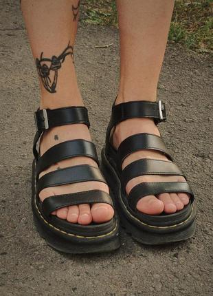 Босоножки dr. martens