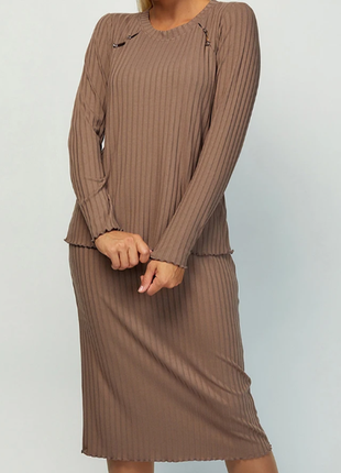 Комплект костюм юбка миди джемпер1 фото