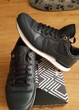 Кроссовки женские nike internationalist premium