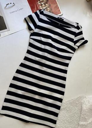 Жіноча сукня у смужку oodji 🦓