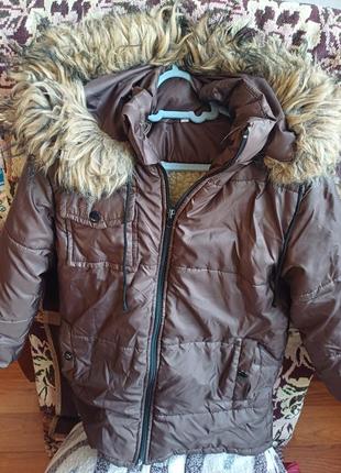 Зимова куртка на хлопця на зріст 122