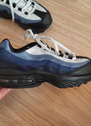 Nike 95