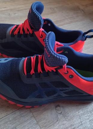 Бомбовые синие кроссовки asics p. 37,5 стелька 23,5 см