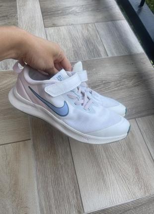 Кросівки nike p.35(22,5cm)